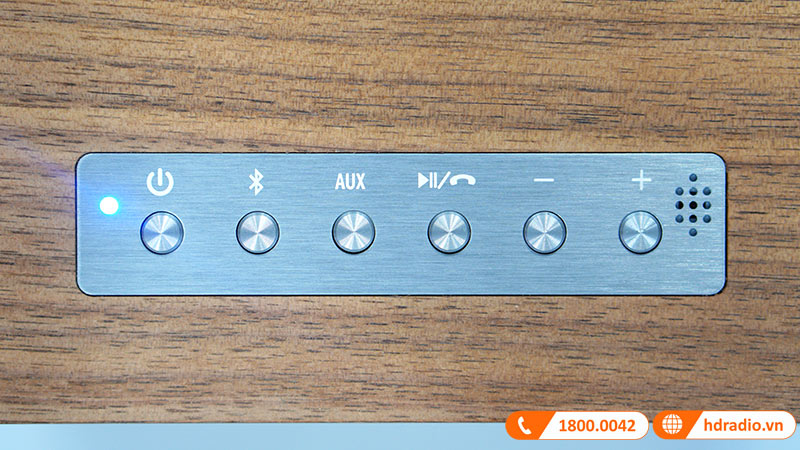 cận cảnh bảng điều khiển loa Klipsch Heritage Groove