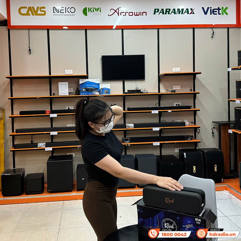 Loa Klipsch Detroit, Pin 24h, IP67, Bluetooth 5.3, Klipsch Connect-3