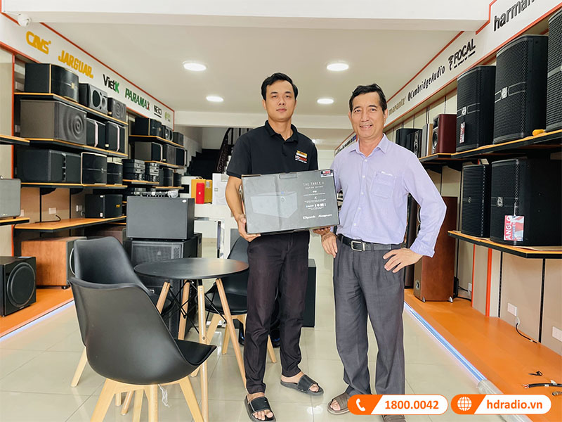 Khách hàng tin tưởng HDRadio là cửa hàng để mua loa The Three II