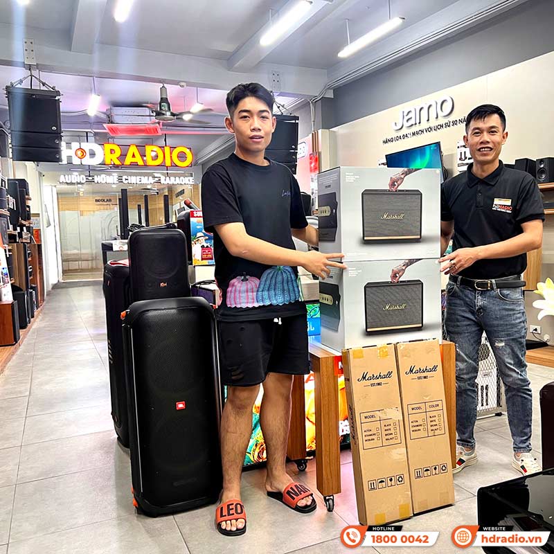 Loa Marshall Woburn II-25