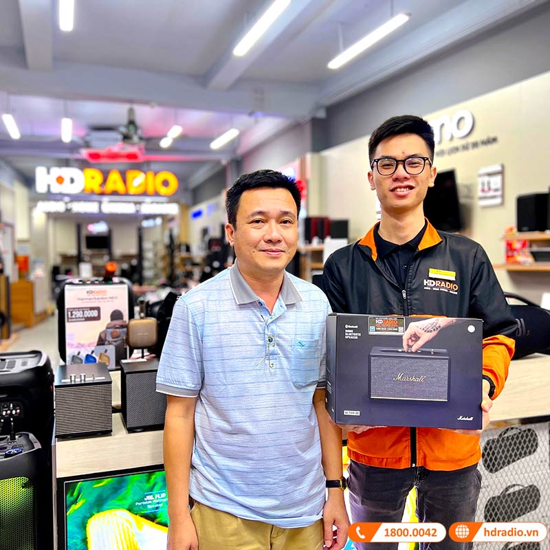Khách hàng mua Loa Marshall Acton III chính hãng tem ASH tại hdradio