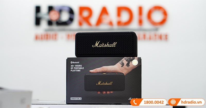 Loa Marshall Emberton 2 black and brass