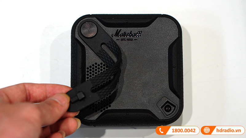 mặt sau loa Marshall Willen 