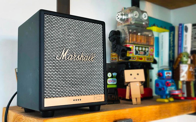 mua loa Marshall Uxbridge Voice With Google Assistant chinh hang den hdradio