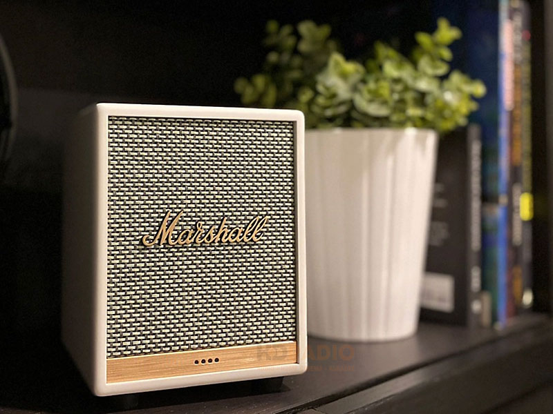 mua loa Marshall Uxbridge Voice With Google Assistant gia re den hdradio