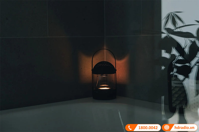 Transparent Light Speaker