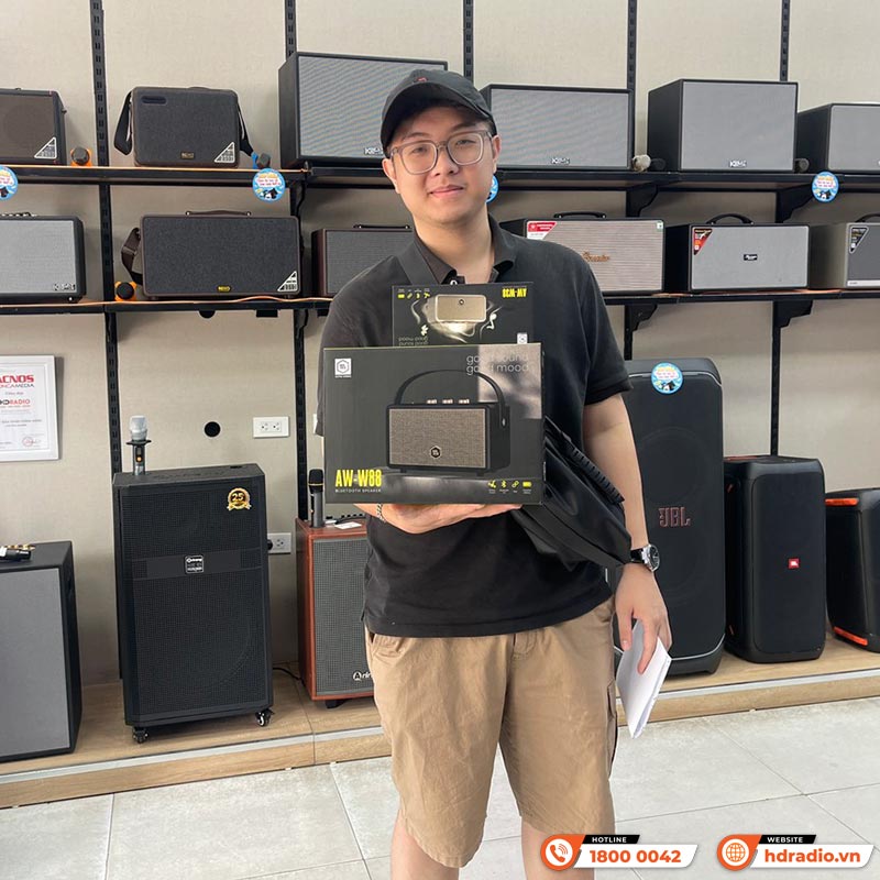 khách hàng mua Loa Alpha Works W88 chính hãng tại hdradio