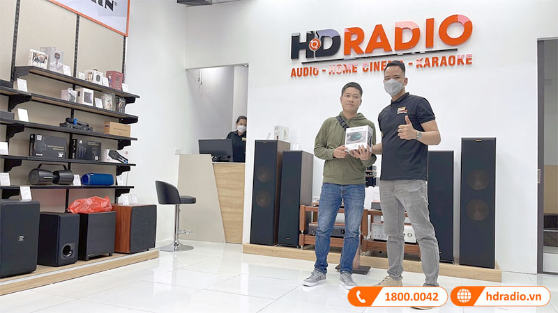 ảnh thực tế khách hàng mua loa Loa B&O Beosound A1 2nd Gen