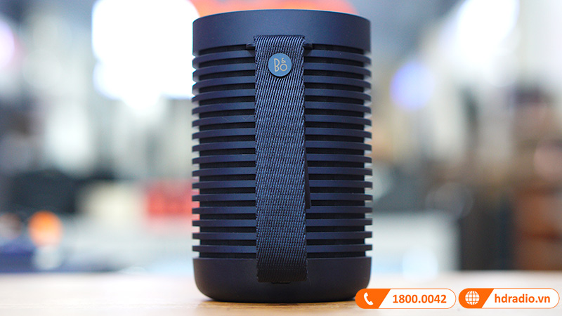 Mặt sau loa B&O Beosound Explore