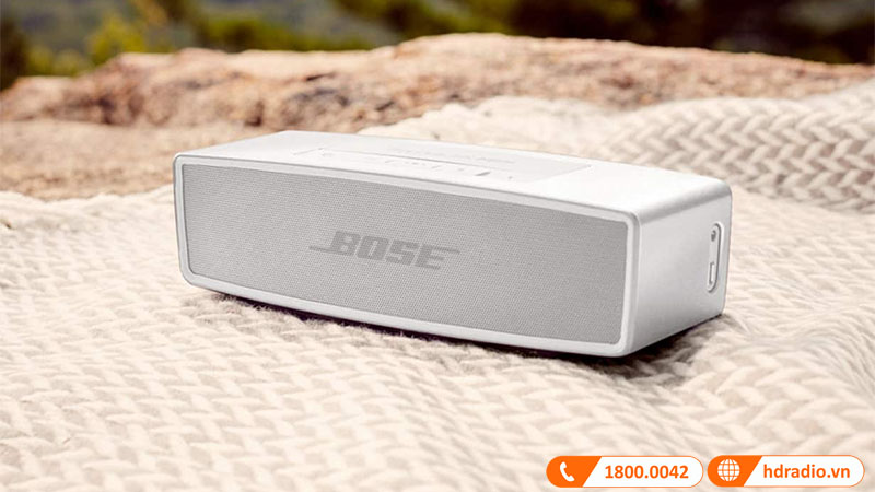 Loa Bose Soundlink Mini II Special Edition màu trắng