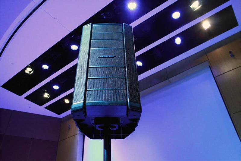 Loa Bose F1 Model 812 