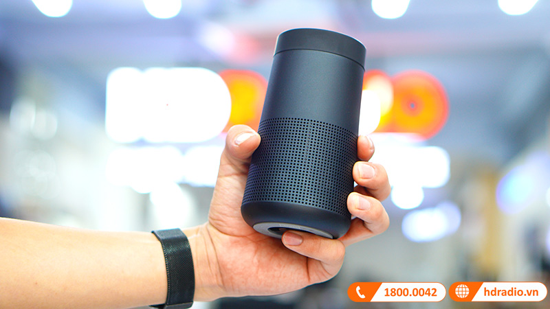 Loa Bose Soundlink Revolve 2