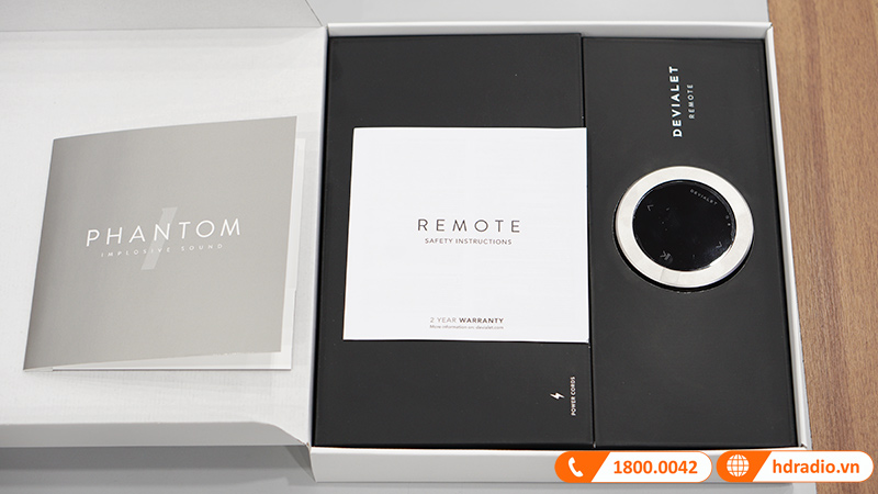 trong hộp Loa Devialet Phantom I 108DB