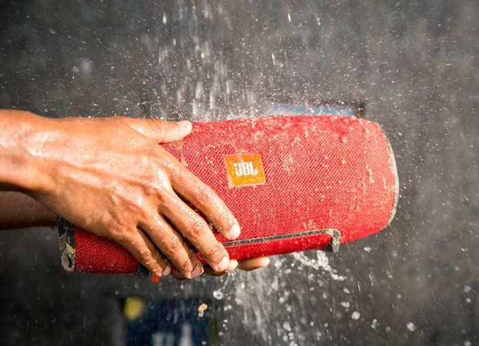 loa bluetooth chống nước