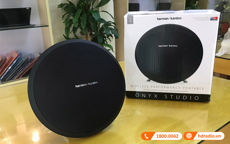 ung dung loa harman kardon onyx studio 1