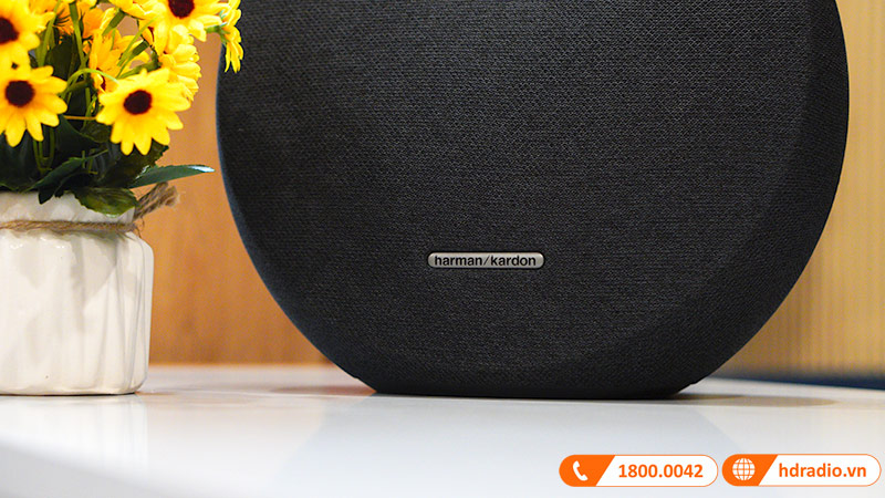 Mặt trước Loa Harman Kardon Onyx Studio 5