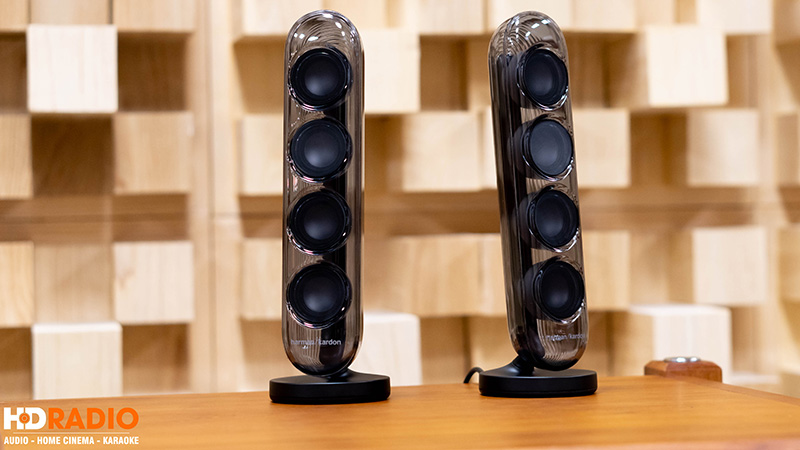 ảnh thực tế loa vệ tinh của bộ loa Harman Kardon SoundSticks 4