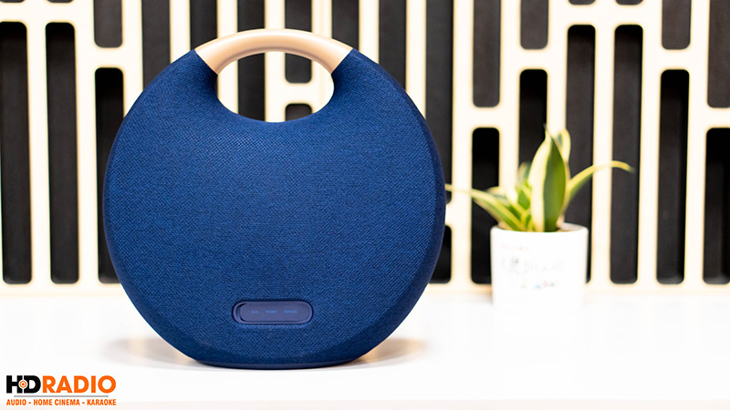 Mặt sau loa Harman Kardon Onyx Studio 6