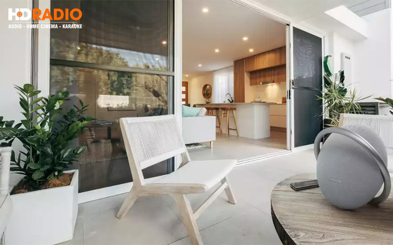 Loa Harman Kardon OnyxStudio 7 