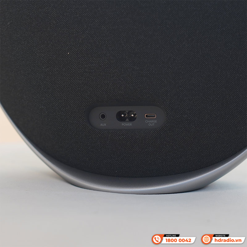 Loa Harman Kardon Onyx Studio 9