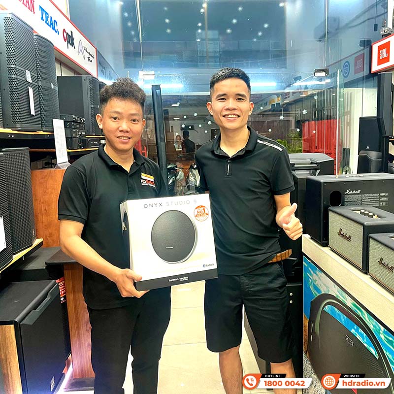 Loa Harman Kardon Onyx Studio 9, Pin 8h, Công Suất 50W, Bluetooth 5.3 Auracast, AUX, APP Harman Kardon One-15