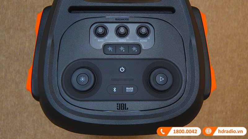 mặt trên loa JBL Partybox 710