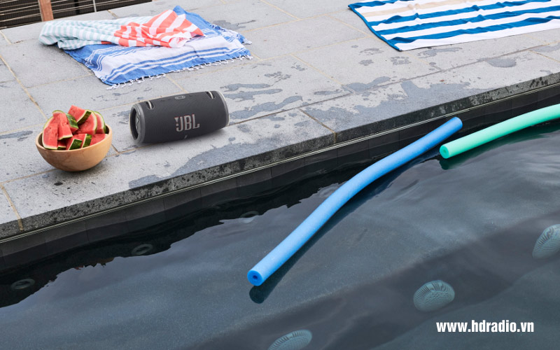 Loa JBL Xtreme 3 ngoài trời