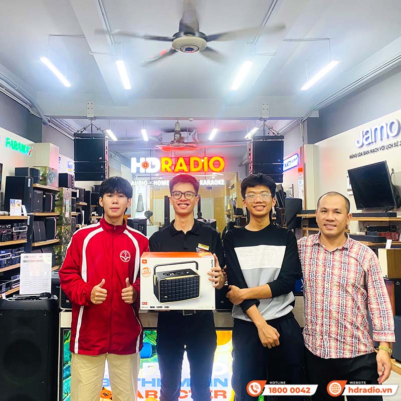 Loa JBL Authentics 300, Pin 8 giờ, Công suất 100W, Bluetooth 5.3, Wifi, AUX, USB, JBL One APP-34