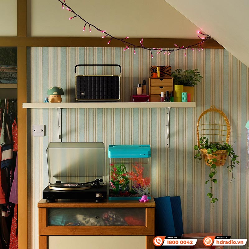 Loa JBL Authentics 300