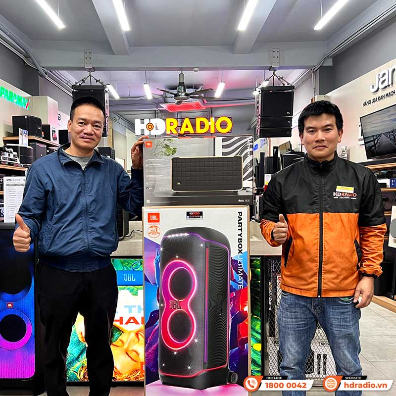 khách hàng mua Loa JBL Authentics 500 chính hãng tại hdradio
