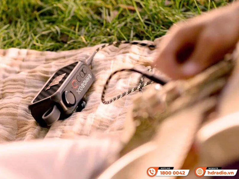 Loa JBL BandBox Solo