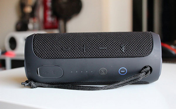 có nên mua loa jbl flip 3 fake không