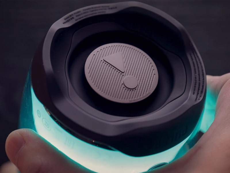 bass thụ động của loa jbl pulse 4