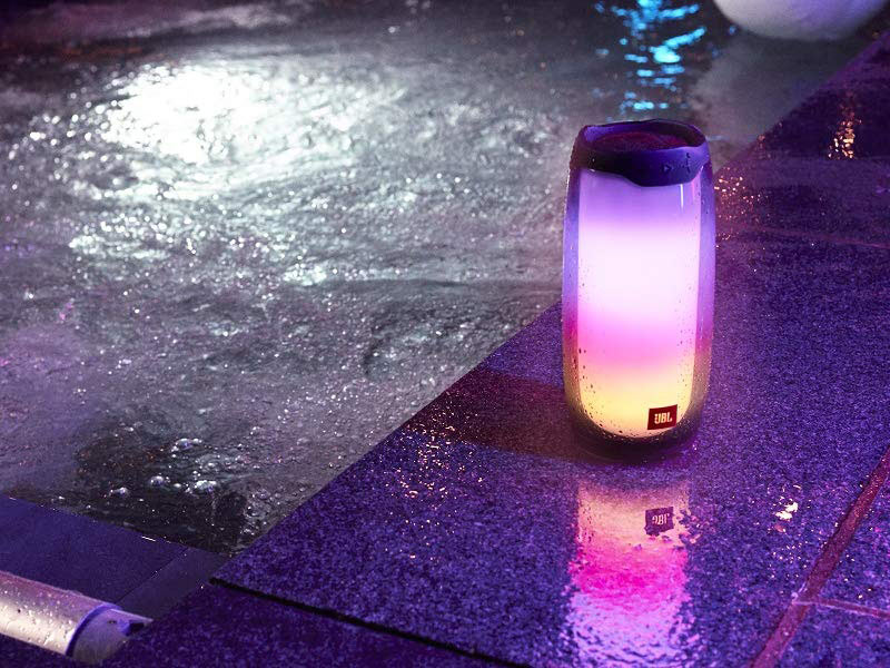 loa jbl pulse 4 có âm thanh 360 độ