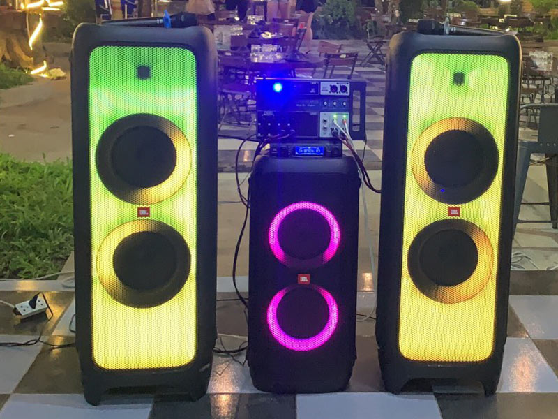 hướng dẫn hát karaoke trên loa partybox 1000 thông qua mixer