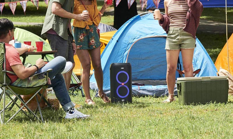 loa jbl party box 100 sử dụng ngoài trời