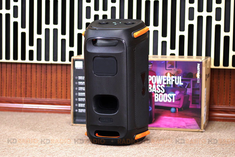 anh thuc te mat sau loa jbl partybox 110