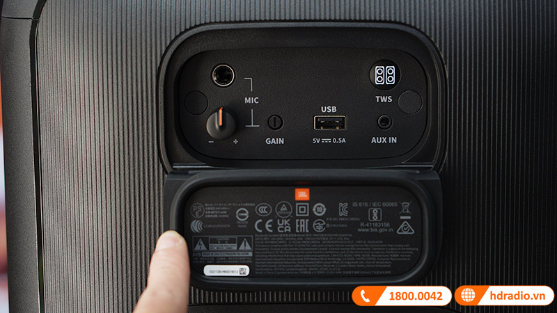 Loa JBL PartyBox Encore Essential cổng Aux 