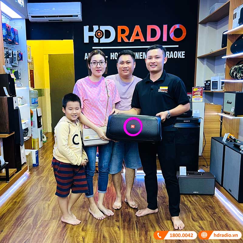 Loa JBL Partybox On The Go, Pin 6h, IPX4, Bluetooth, AUX, USB, Công Suất 100W-17