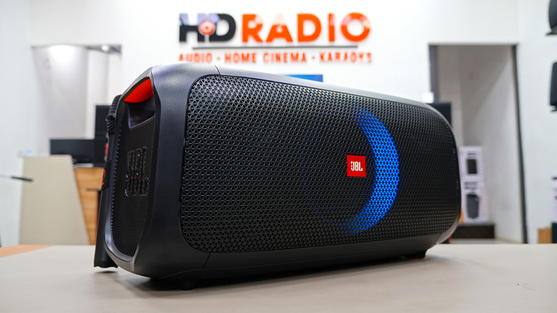 loa JBL PartyBox on the go