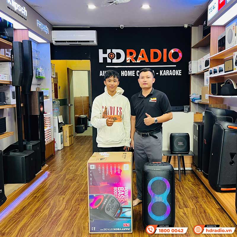 khách hàng mua loa jbl partybox 320 tai hdradio