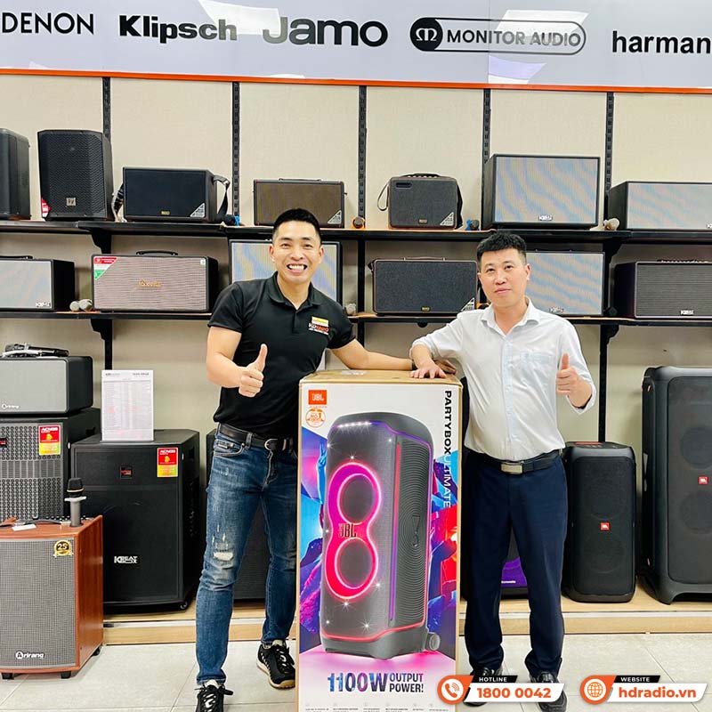 khách hàng mua Loa JBL PartyBox Ultimate chính hãng tại hdradio