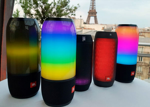 loa bluetooth jbl pulse 3 có đèn led đổi màu