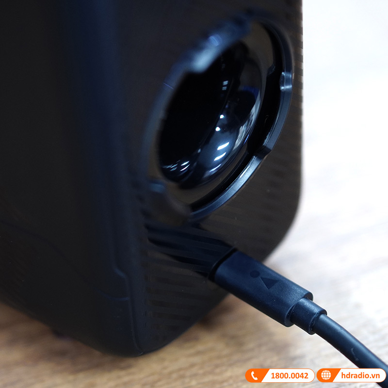 Loa JBL Quantum Duo-9