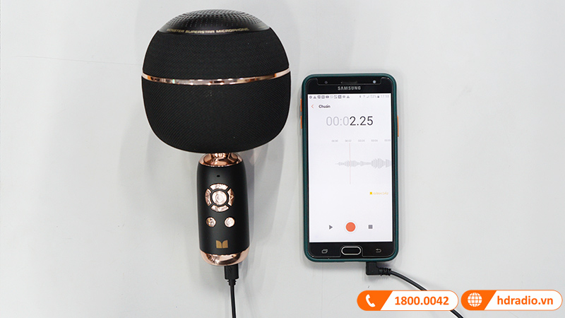 Micro kèm loa Monster M97 ket noi da dang 