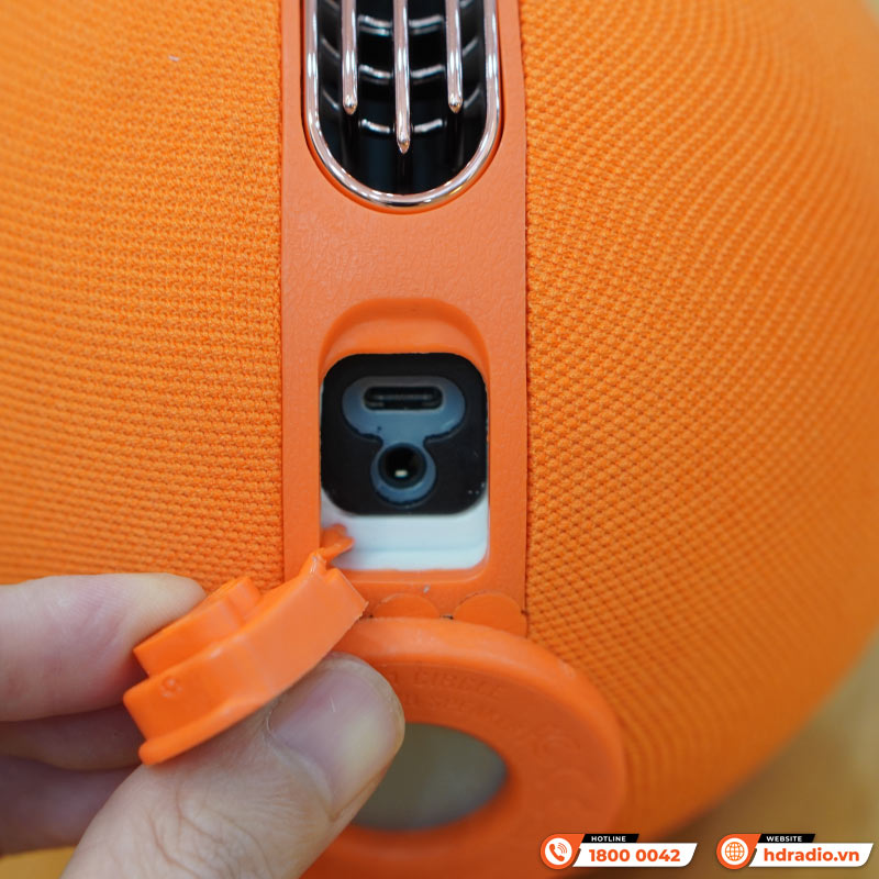 Loa UB+ S1 Circle, Công suất 40W, Bluetooth 5.3, Pin 16H, IPX5-5