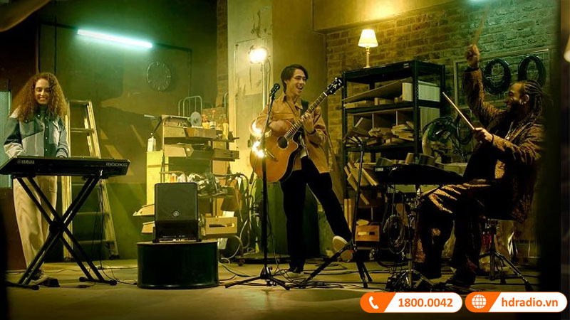 Loa Yamaha Stagepas 200BTR