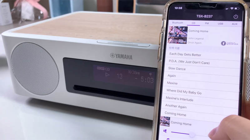 Loa Yamaha TSX B237 dieu khien de dang qua ung dung 
