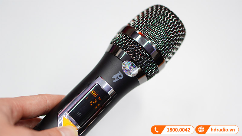 micro cầm chắc tay, thoải mái