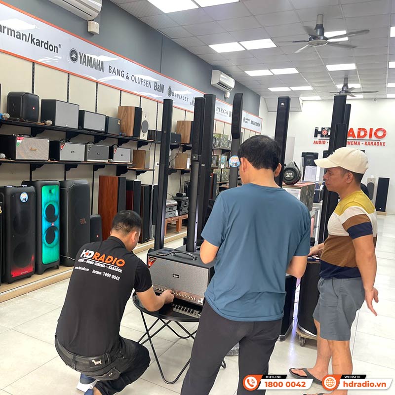 khách hàng trải nghiệm loa Acrowin SA1200